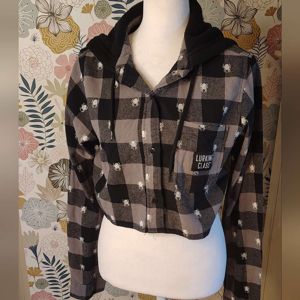 Lurking Class Black and Gray Checkered Cropped Hoodie With Skull Spiders Size M - Picture 8 of 10